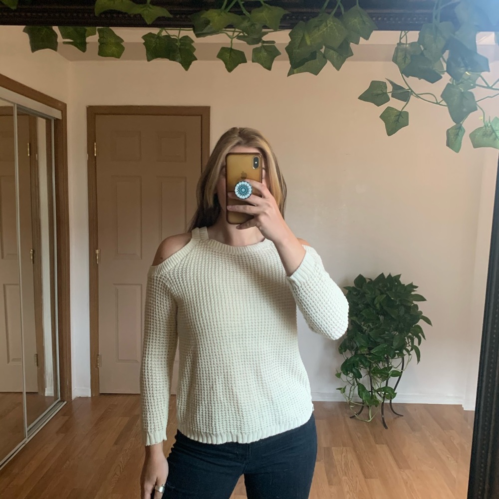 LA Hearts Knit Sweater